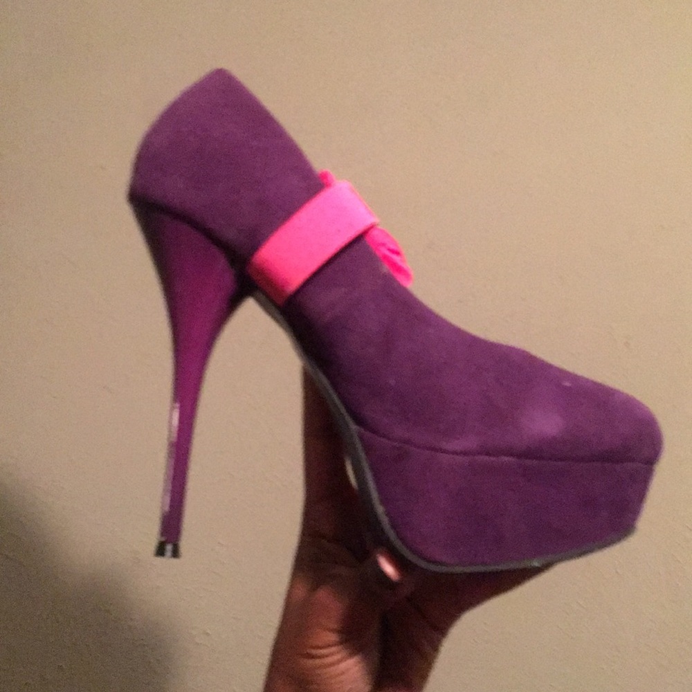 Heels - Picture 5 of 5